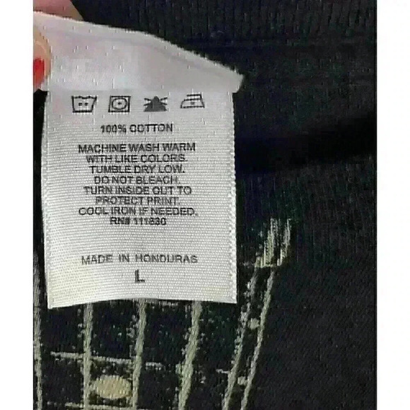 Bay Island Unisex Size L Nirvana Black Guitar Short Sleeve Shirt - Picture 4 of 5